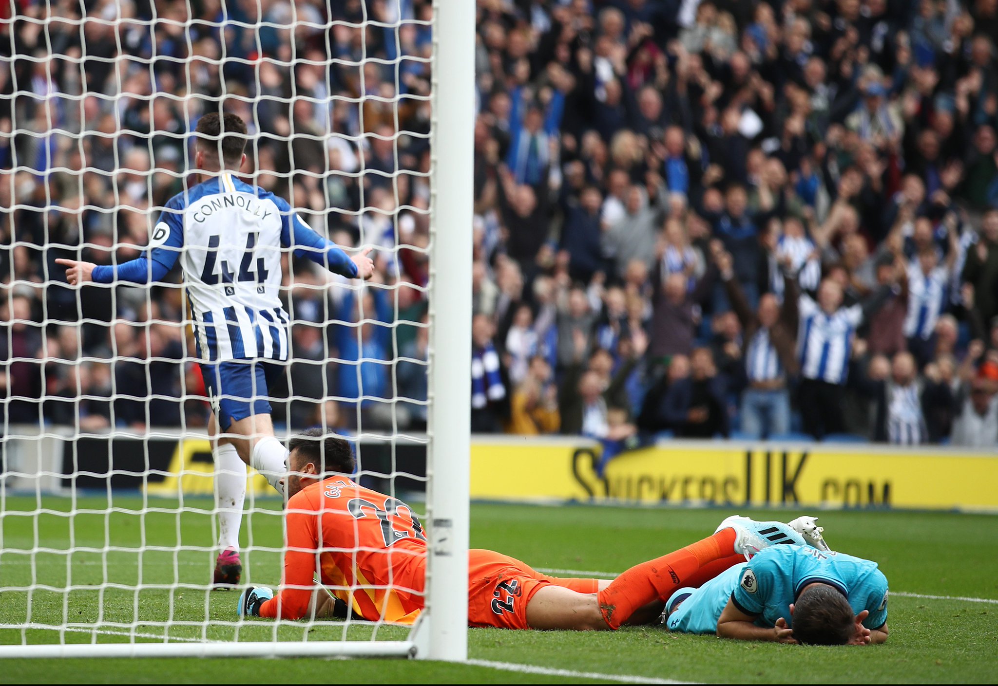 明了他在球 明了他在球