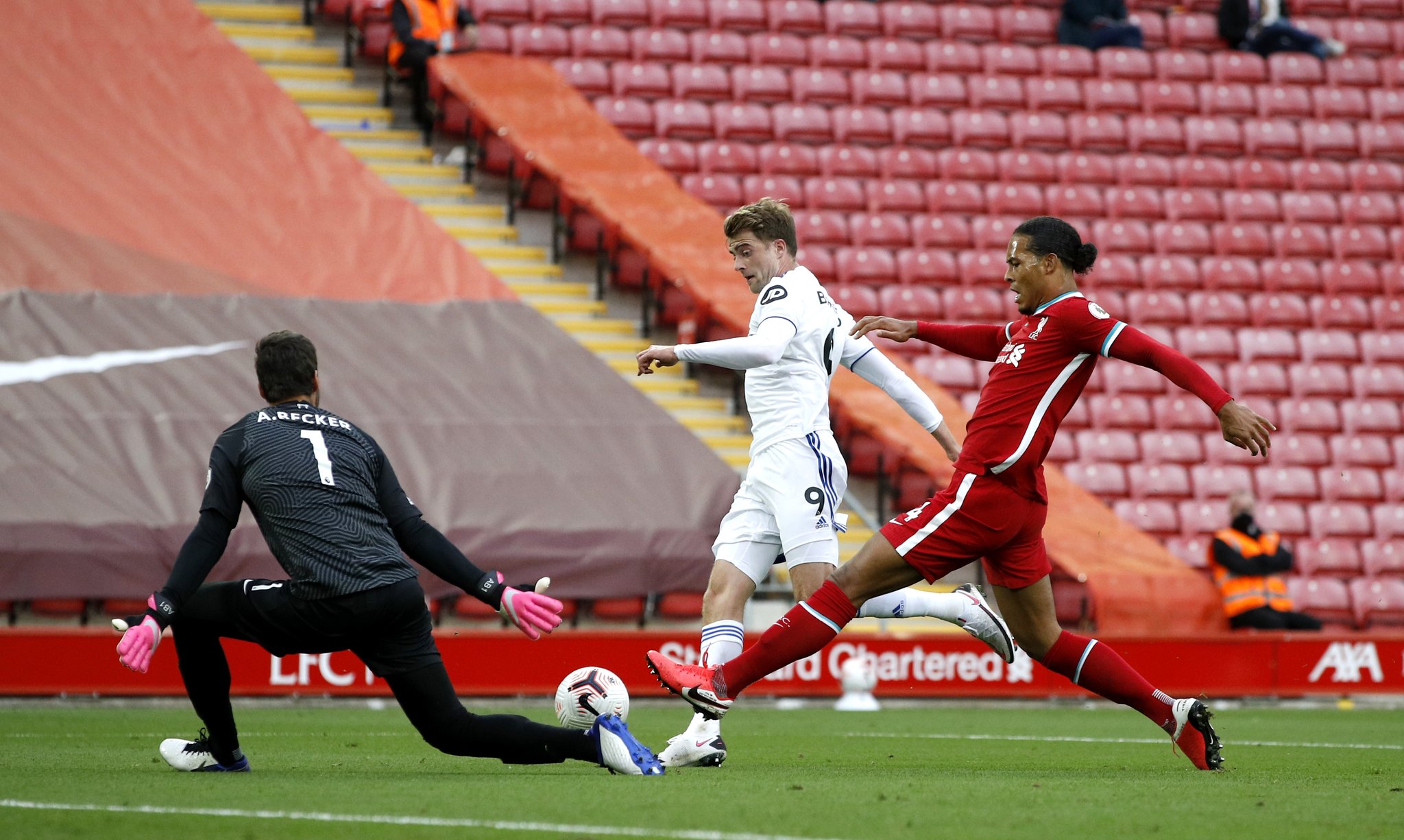 轻人逐渐转 轻人逐渐转